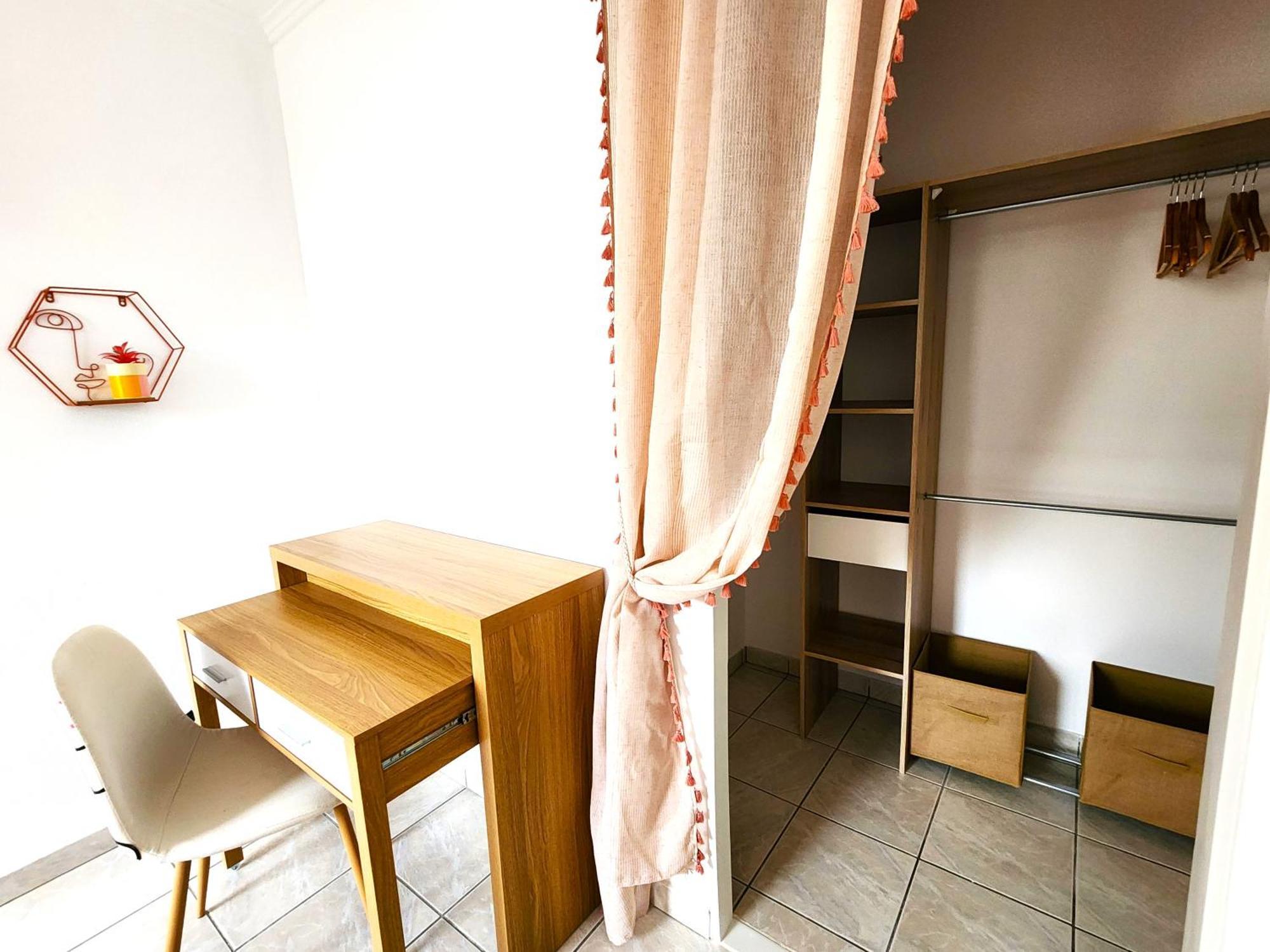 Appartement Cosy Et Lumineux Saint-Jean-de-la-Ruelle エクステリア 写真