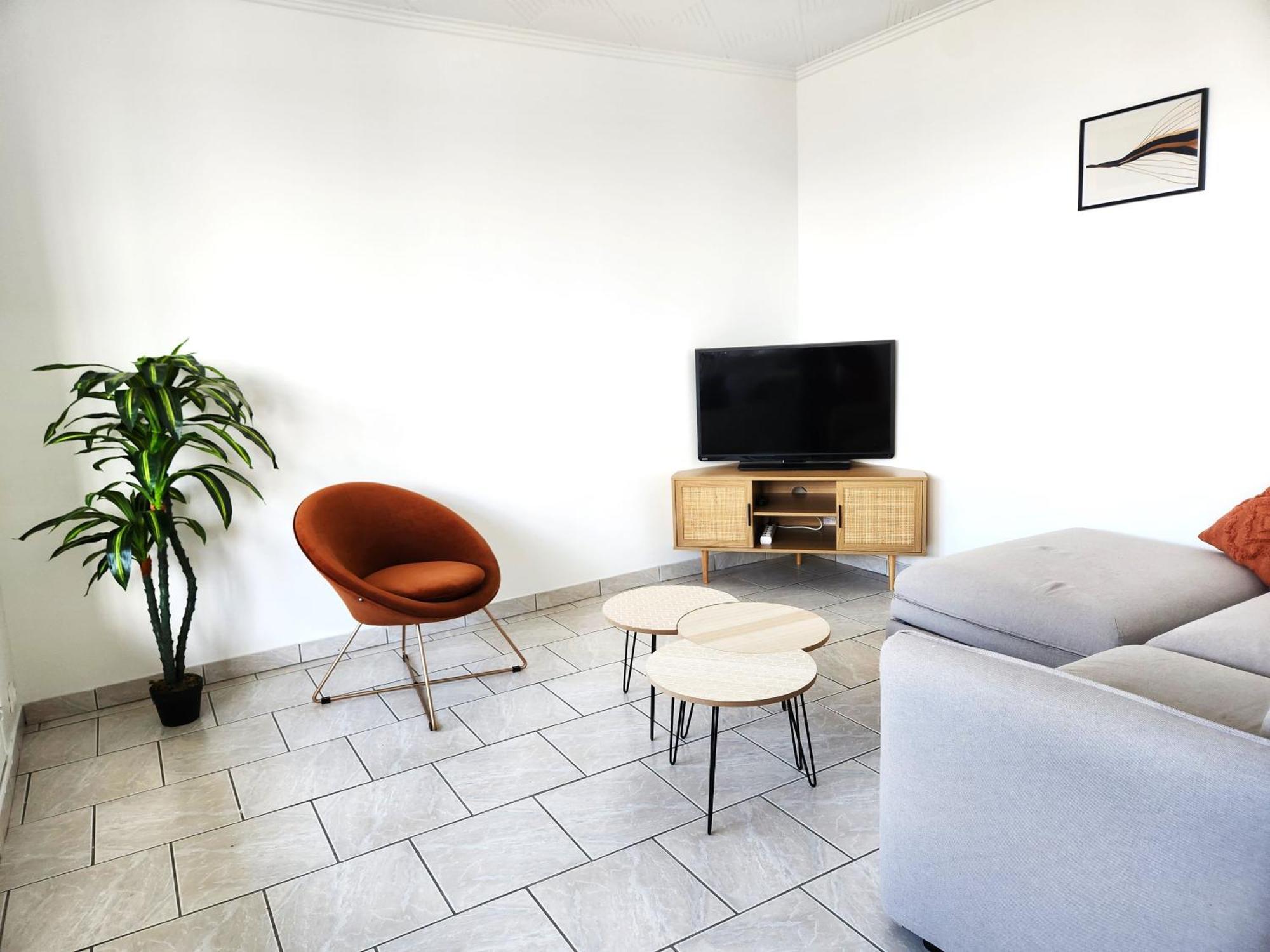 Appartement Cosy Et Lumineux Saint-Jean-de-la-Ruelle エクステリア 写真